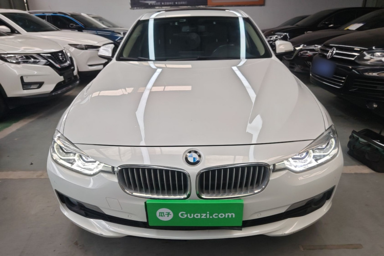 BMW 3 Series 2019 #3 BMW 3 Series 2019 car image #3