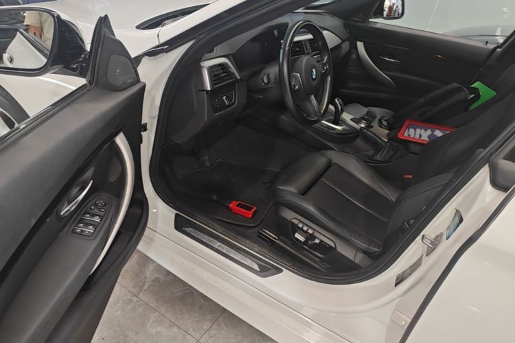 BMW 3 Series GT 2019 #16 BMW 3 Series GT 2019 car image #16