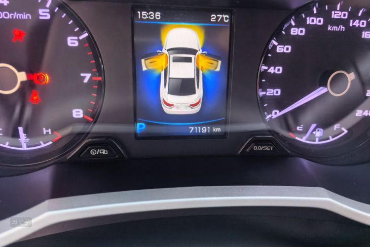 GEELY Emgrand GL 2017 car image #14