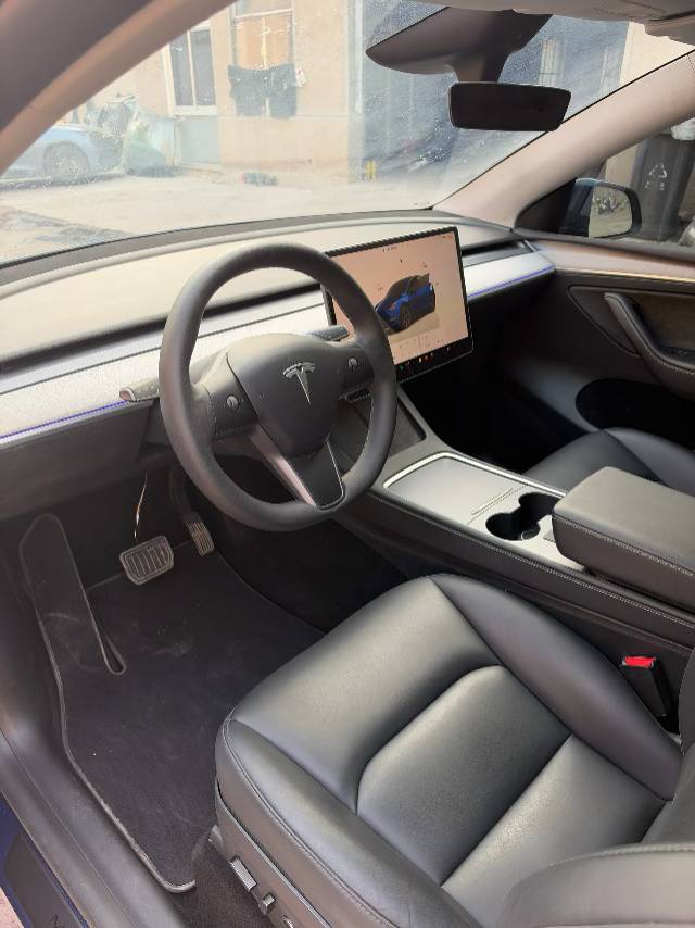 Tesla Model Y 2024 #3 Tesla Model Y 2024 imagen de coche #3