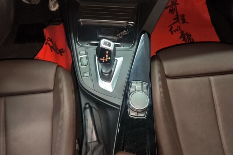 BMW 3 Series 2018 #18 BMW 3 Series 2018 imagen de coche #18