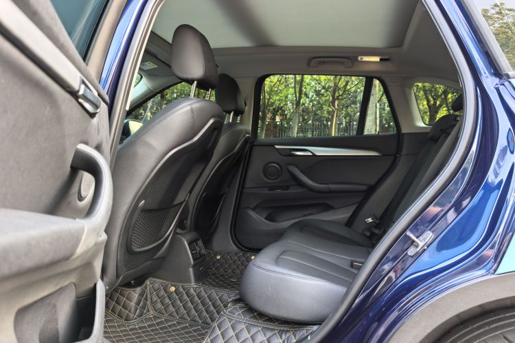 BMW X1 2019 #10 BMW X1 2019 car image #10