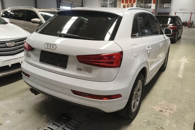 Audi Q3 2017 #7 Audi Q3 2017 car image #7