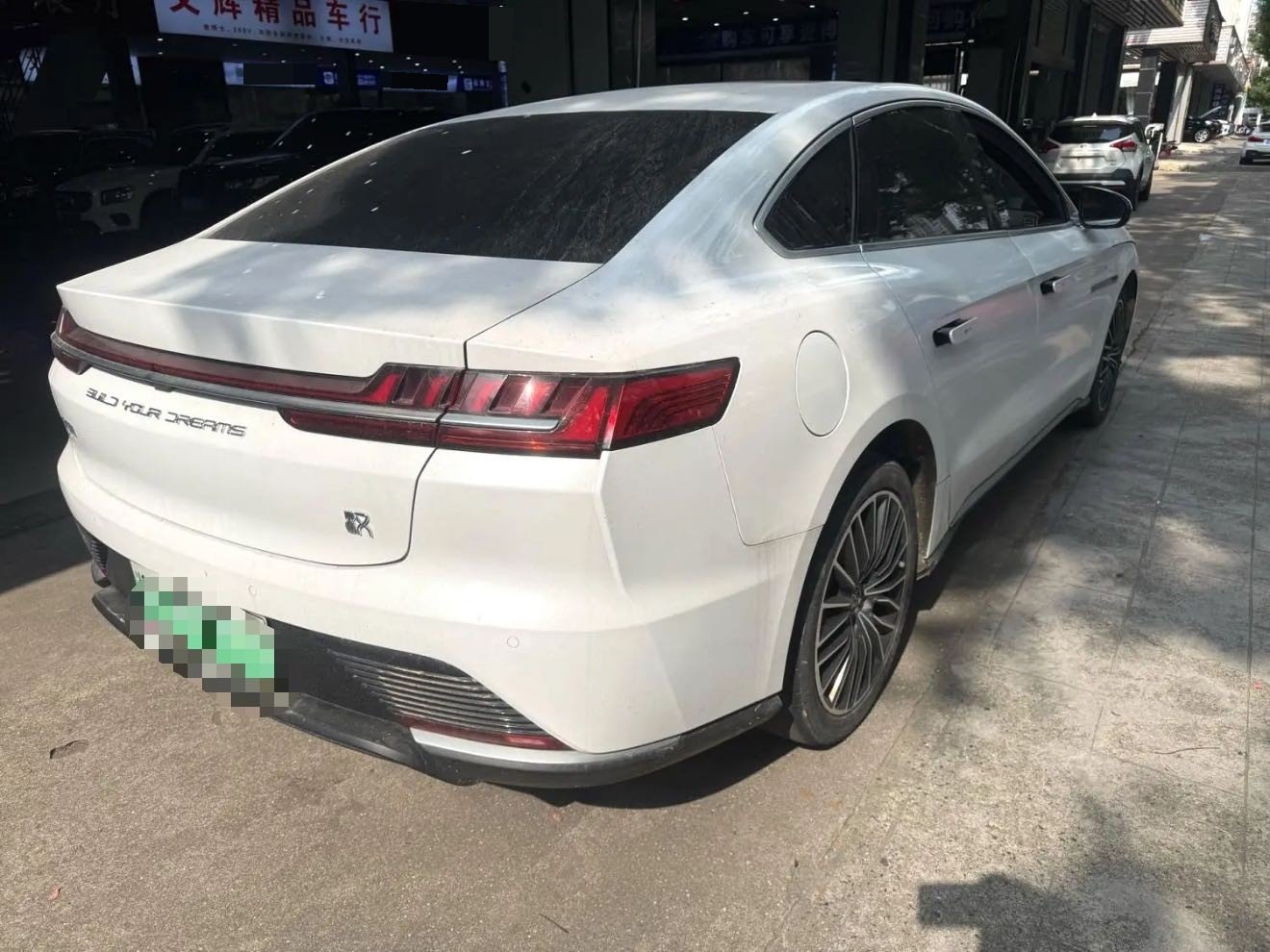 BYD Han 2023 #7 BYD Han 2023 car image #7