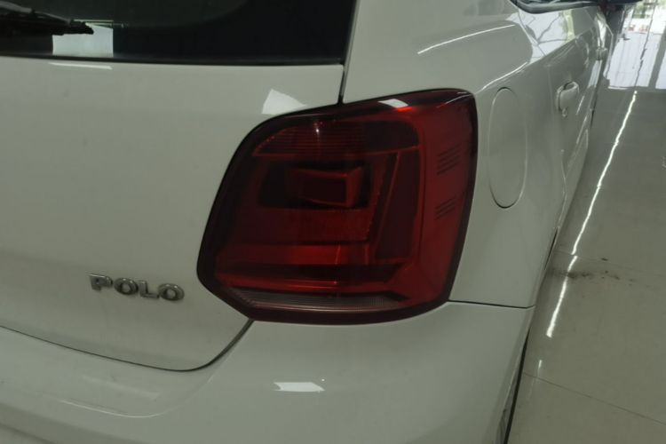 Volkswagen Polo 2015 #8 Volkswagen Polo 2015 car image #8