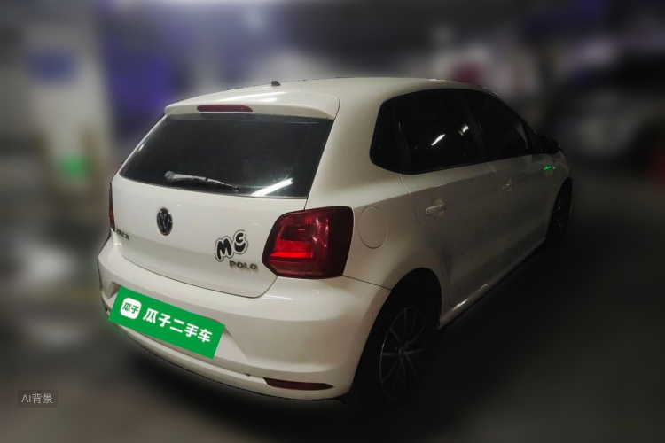 Volkswagen Polo 2015 car image #7