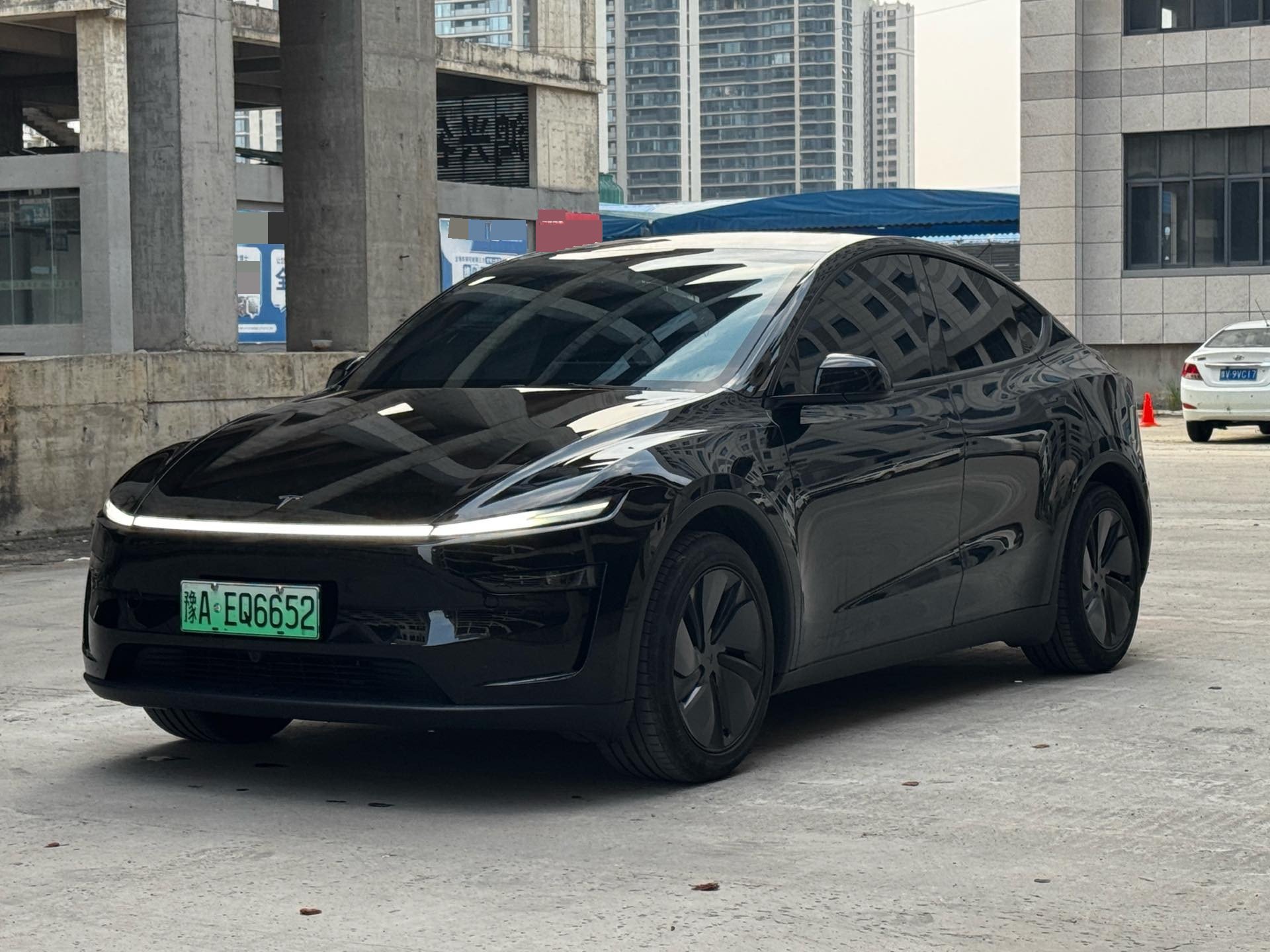Tesla Model Y 2026 Tesla Model Y 2026 car image