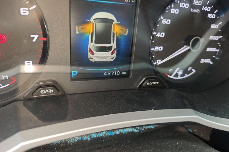 GEELY Emgrand GS 2016 car image #8