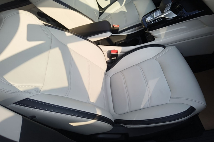 BYD Yuan Pro 2021 immagine di auto #24