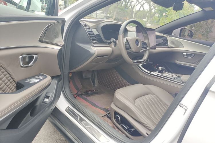 BYD Han 2022 car image #10