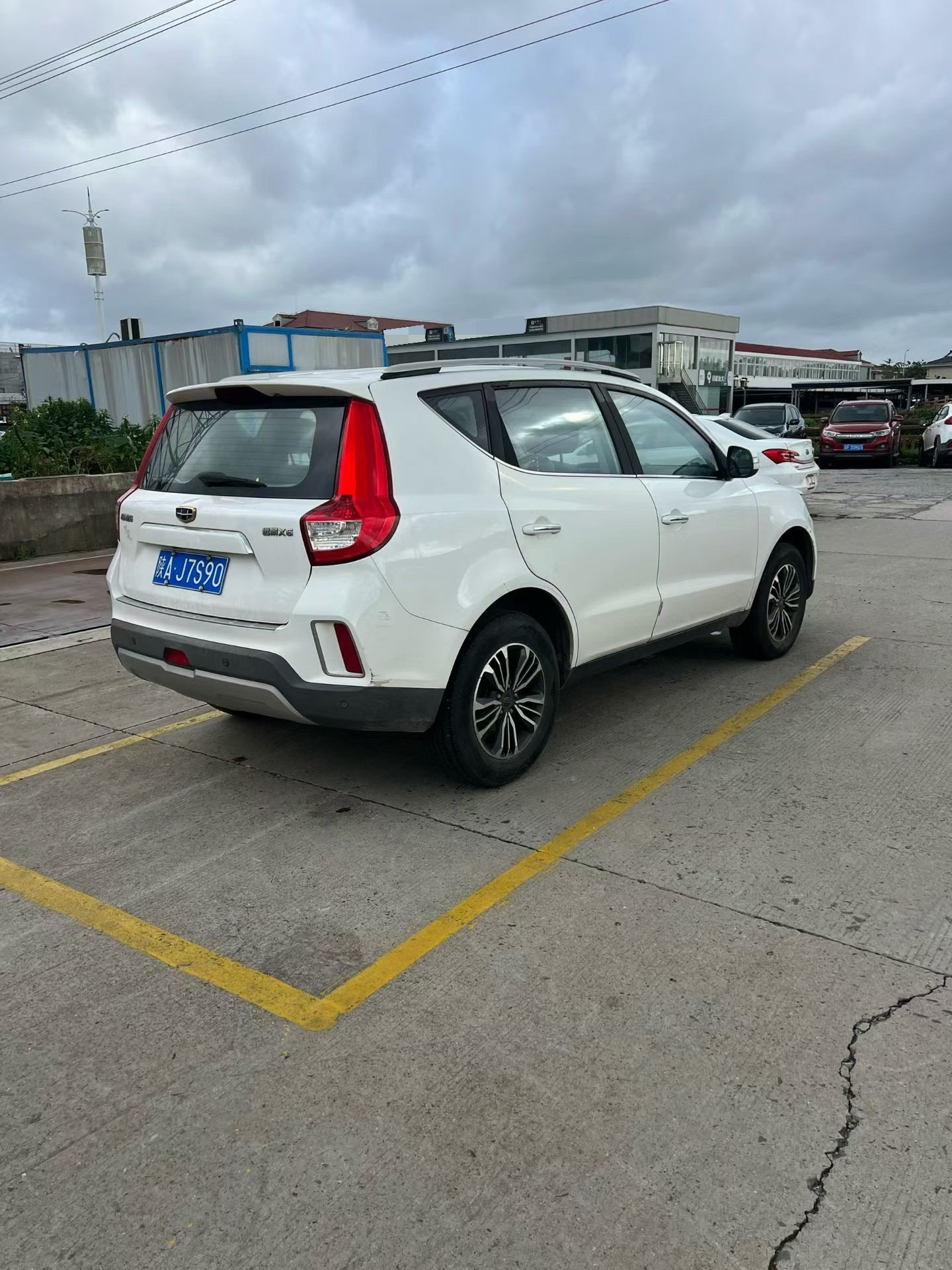 GEELY Vision X6 2018 #4 GEELY Vision X6 2018 car image #4