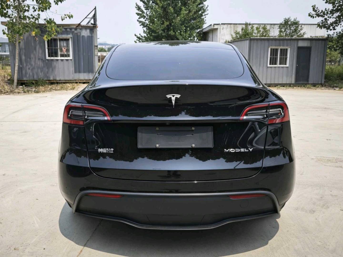 Tesla Model Y 2021 #5 Tesla Model Y 2021 car image #5