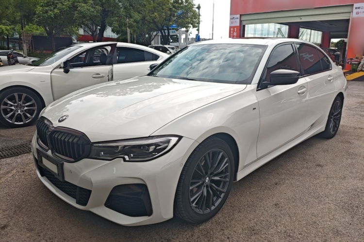 BMW 3 Series 2020 #2 BMW 3 Series 2020 car image #2