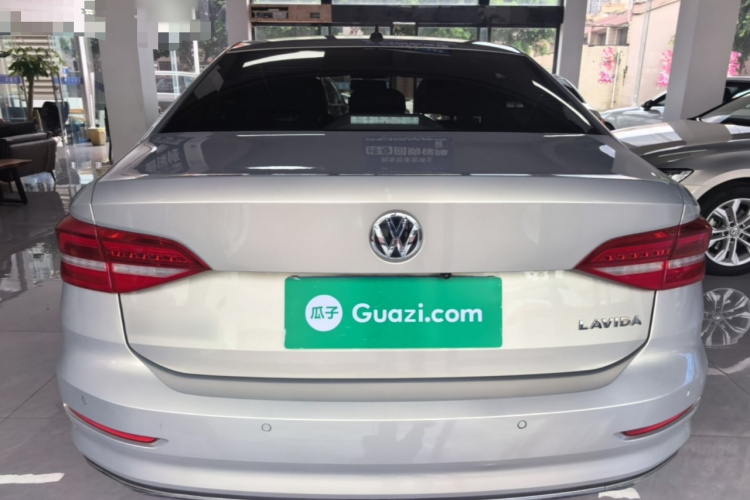 Volkswagen Lavida 2020 #6 Volkswagen Lavida 2020 car image #6