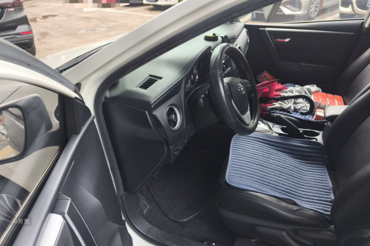 Toyota Corolla 2017 #18 Toyota Corolla 2017 car image #18