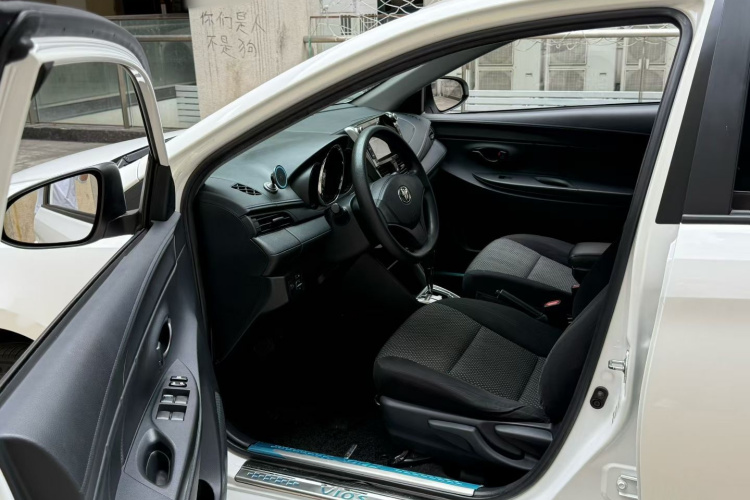 Toyota Vios 2017 #16 Toyota Vios 2017 car image #16