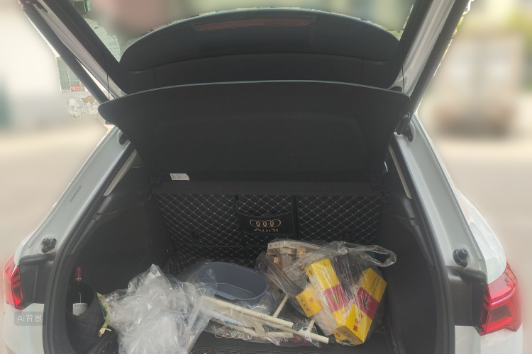 Audi Q3 2022 immagine di auto #21