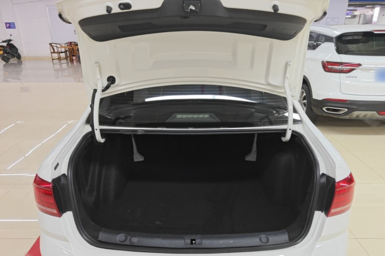 Volkswagen Lavida 2018 #19 Volkswagen Lavida 2018 car image #19