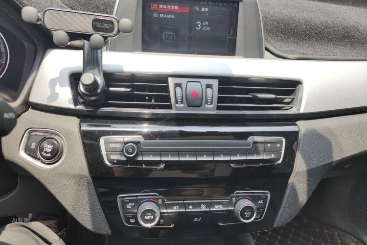 BMW X1 2019 car image #15