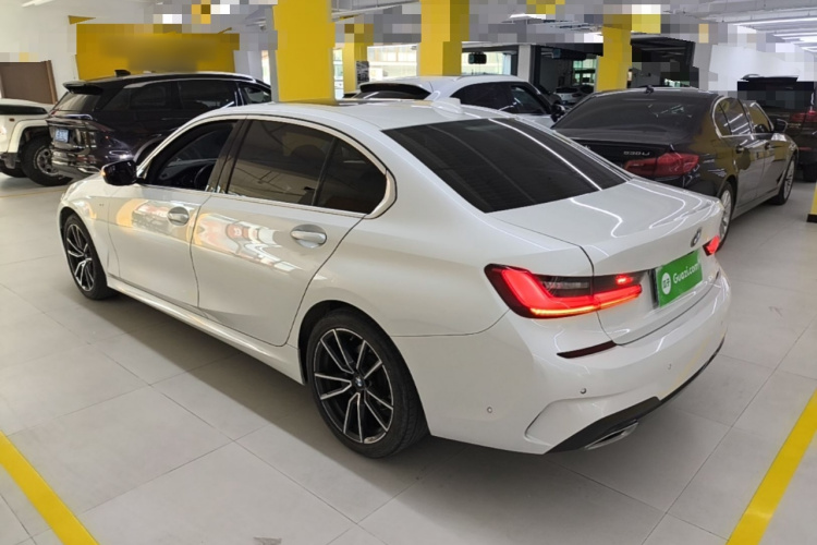 BMW 3 Series 2021 car image #5