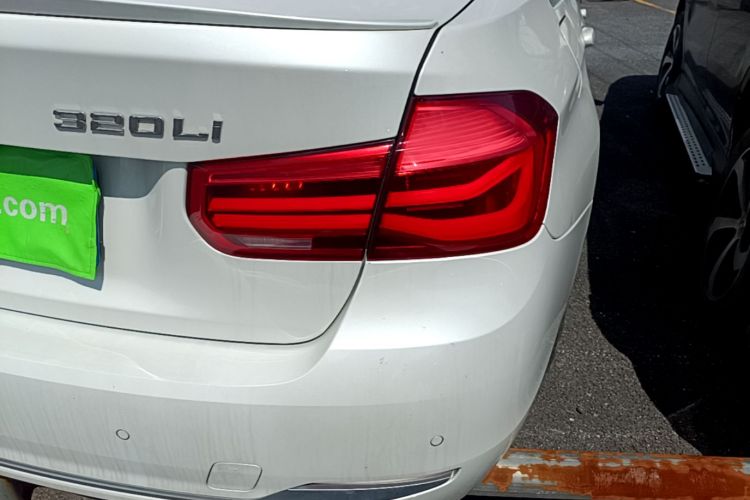 BMW 3 Series 2019 #8 BMW 3 Series 2019 car image #8
