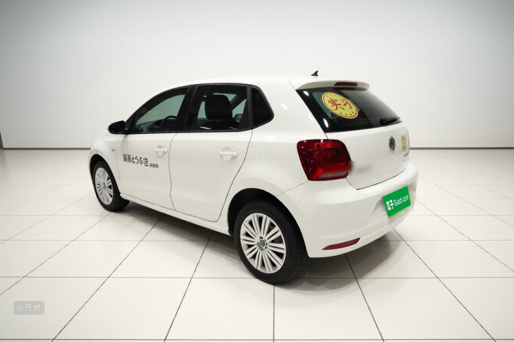 Volkswagen Polo 2017 car image #5