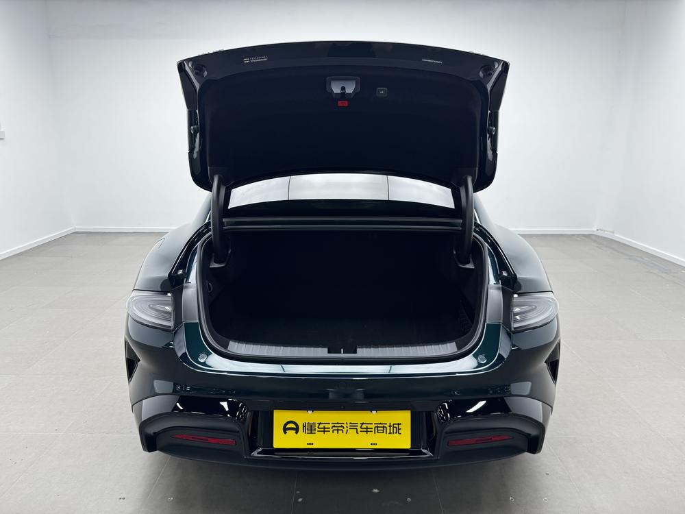 2026 #20 2026 imagen de coche #20