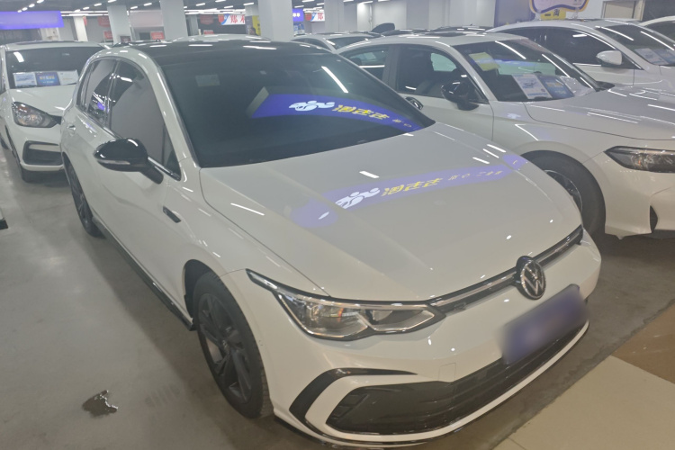 Volkswagen Golf 2024 car image #4