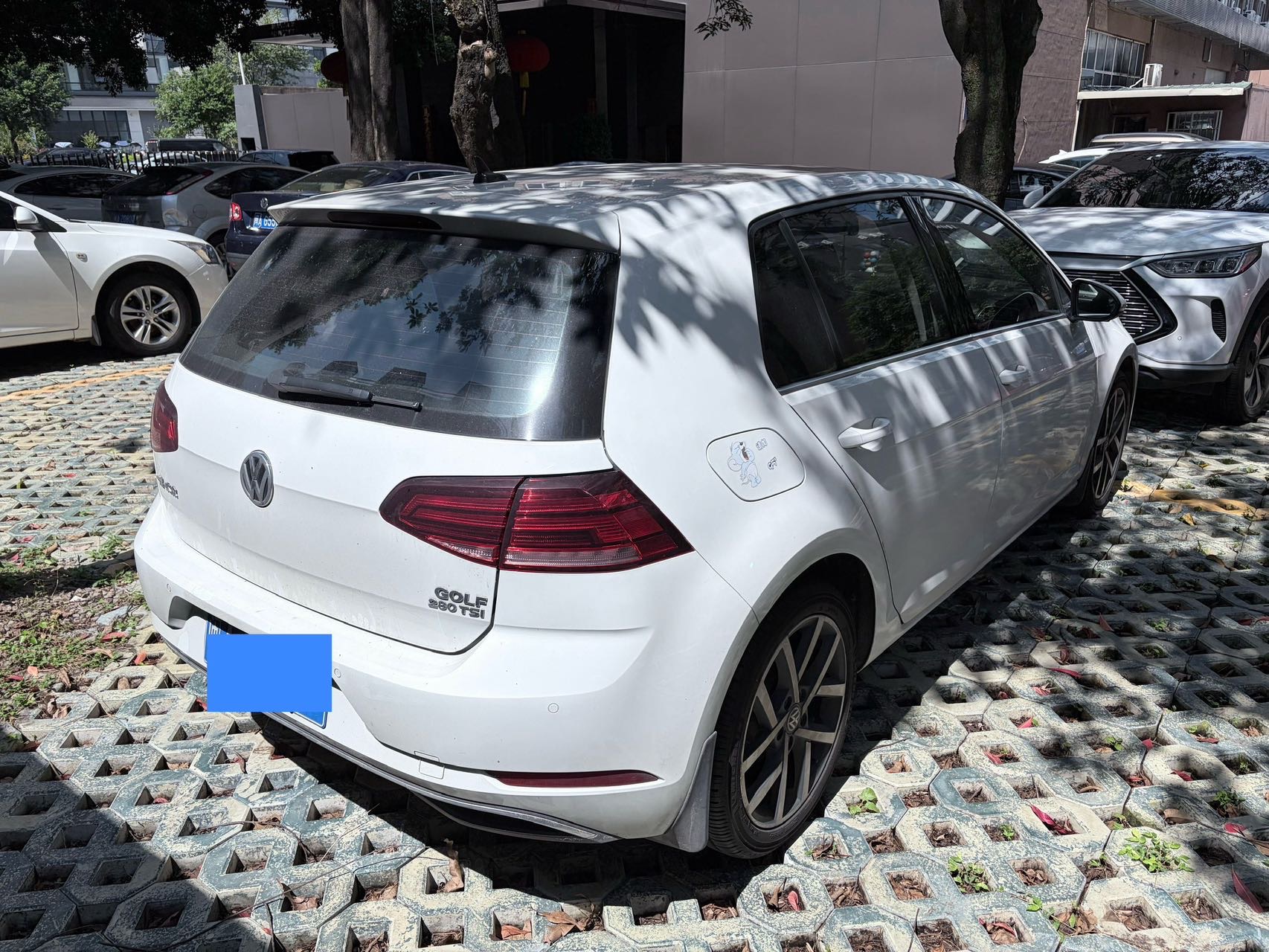 Volkswagen Golf 2020 car image #6