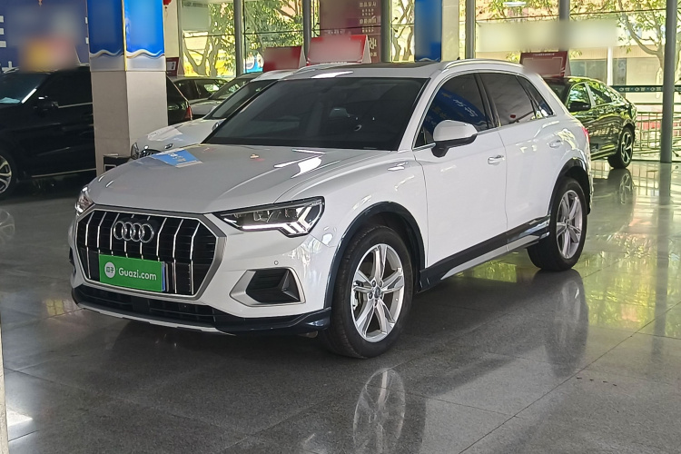 Audi Q3 2020 #2 Audi Q3 2020 car image #2