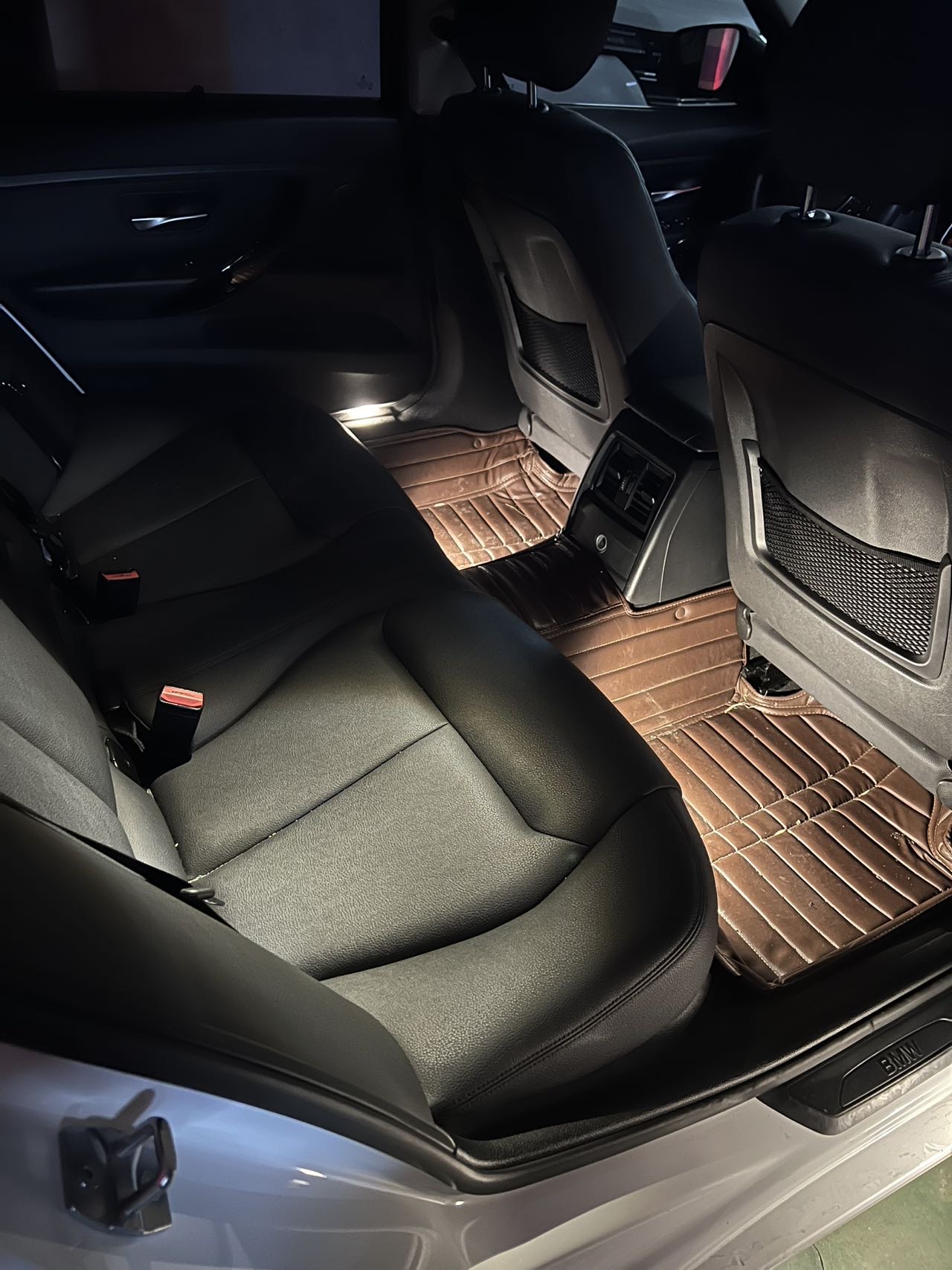 BMW 3 Series 2017 car image #4