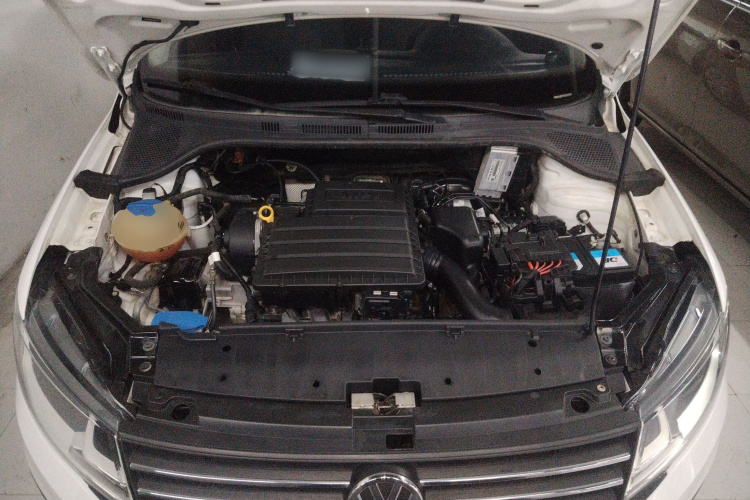 Volkswagen Santana 2019 صورة سيارة #20