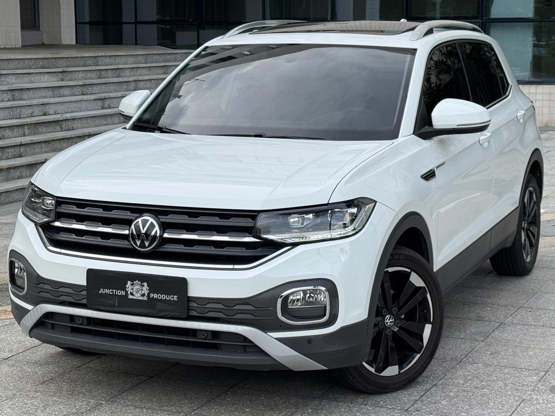 Volkswagen Tacqua 2022 car image 
