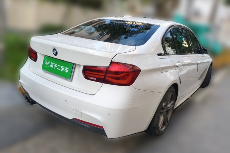 BMW 3 Series 2018 car image #5