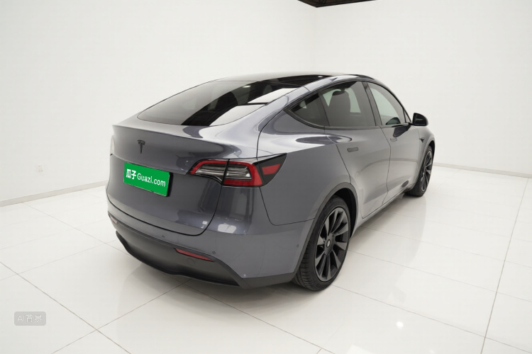 Tesla Model Y 2022 #7 Tesla Model Y 2022 car image #7