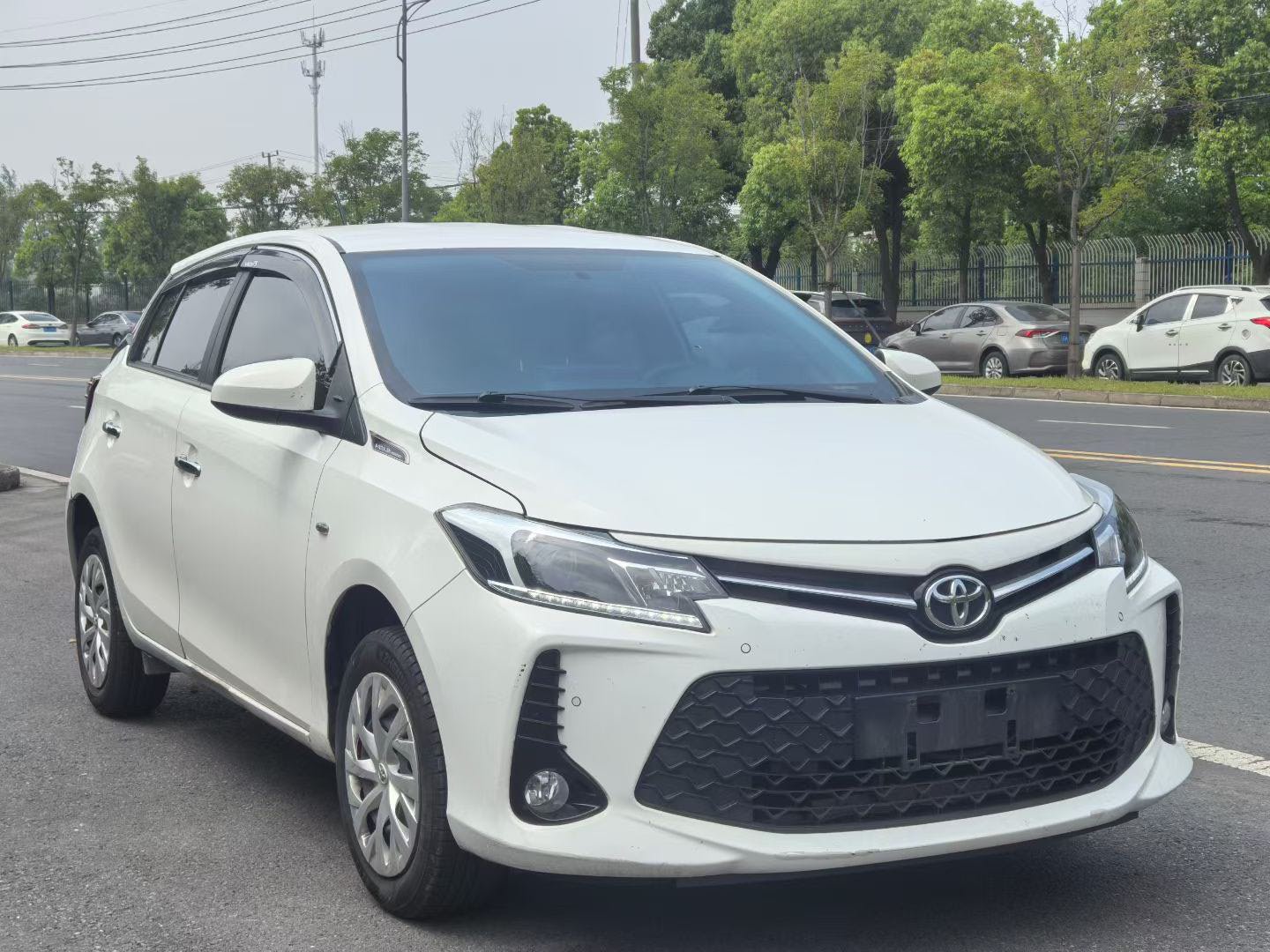 Toyota Vios FS 2023 image de voiture #3