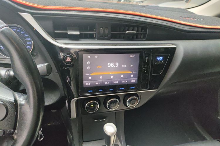 Toyota Corolla 2017 #15 Toyota Corolla 2017 car image #15