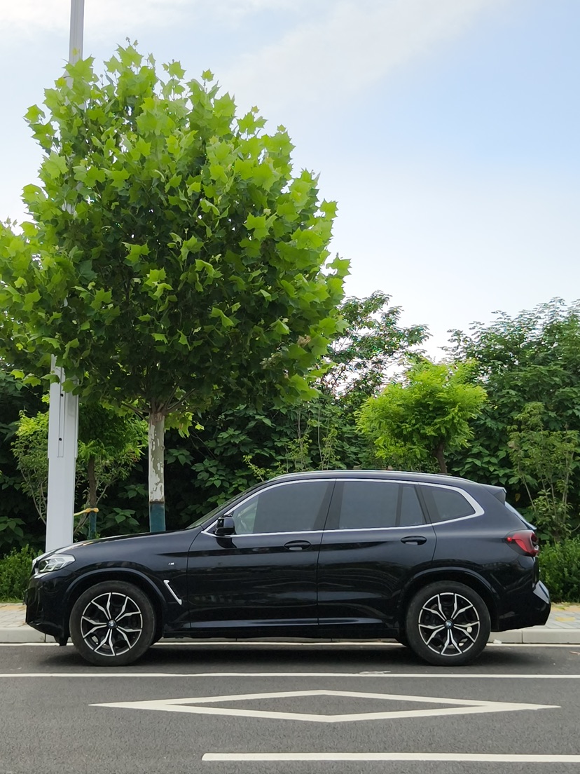 BMW X3 2022 car image #4