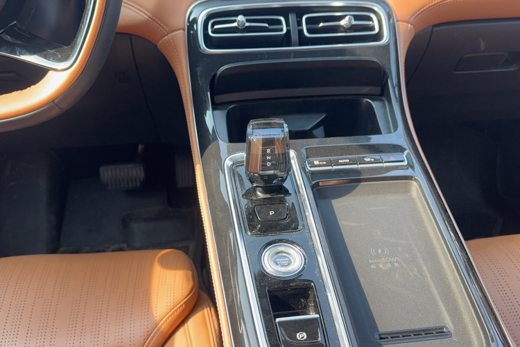 GEELY Boyue L 2025 #15 GEELY Boyue L 2025 imagen de coche #15