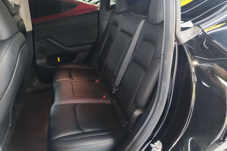 Tesla Model Y 2023 #17 Tesla Model Y 2023 car image #17