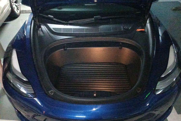 Tesla Model 3 2020 immagine di auto #28
