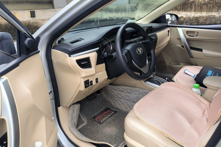 Toyota Corolla 2017 #13 Toyota Corolla 2017 car image #13