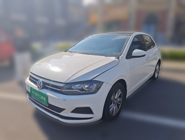 Volkswagen Polo 2021 immagine di auto 