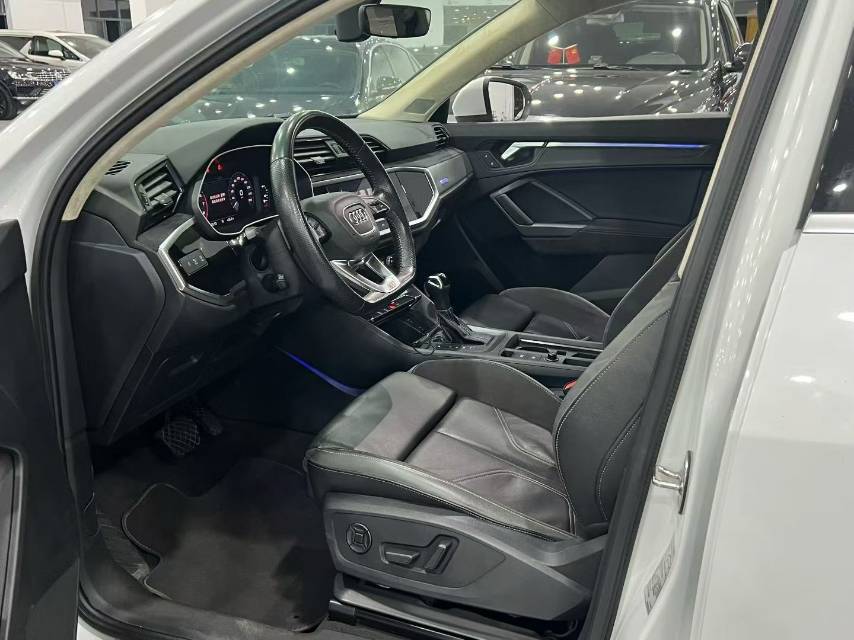Audi Q3 Sportback 2020 car image #6