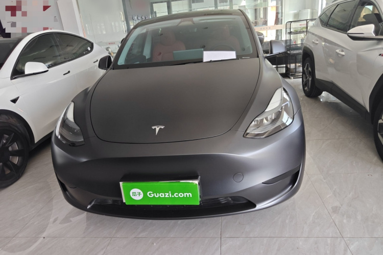Tesla Model Y 2024 #3 Tesla Model Y 2024 car image #3