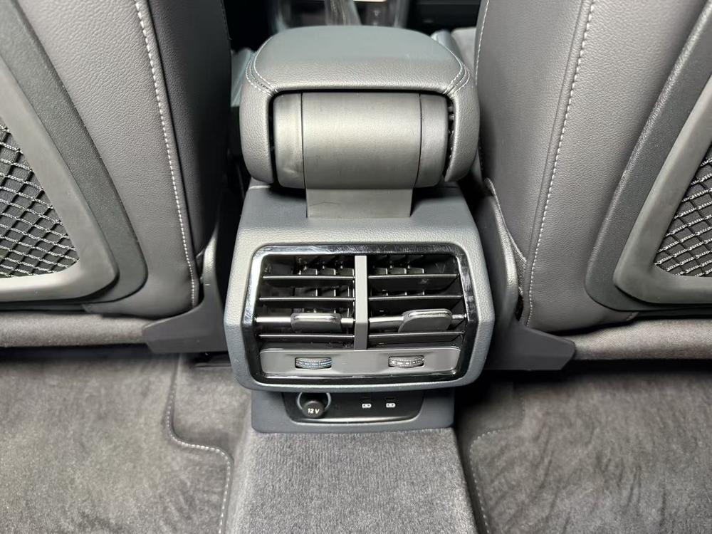 Audi Q3 2022 immagine di auto #11