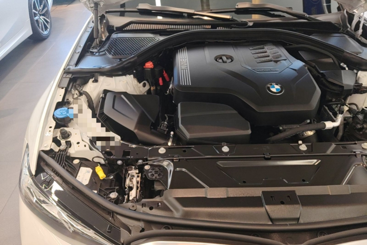 BMW 3 Series 2024 #23 BMW 3 Series 2024 car image #23