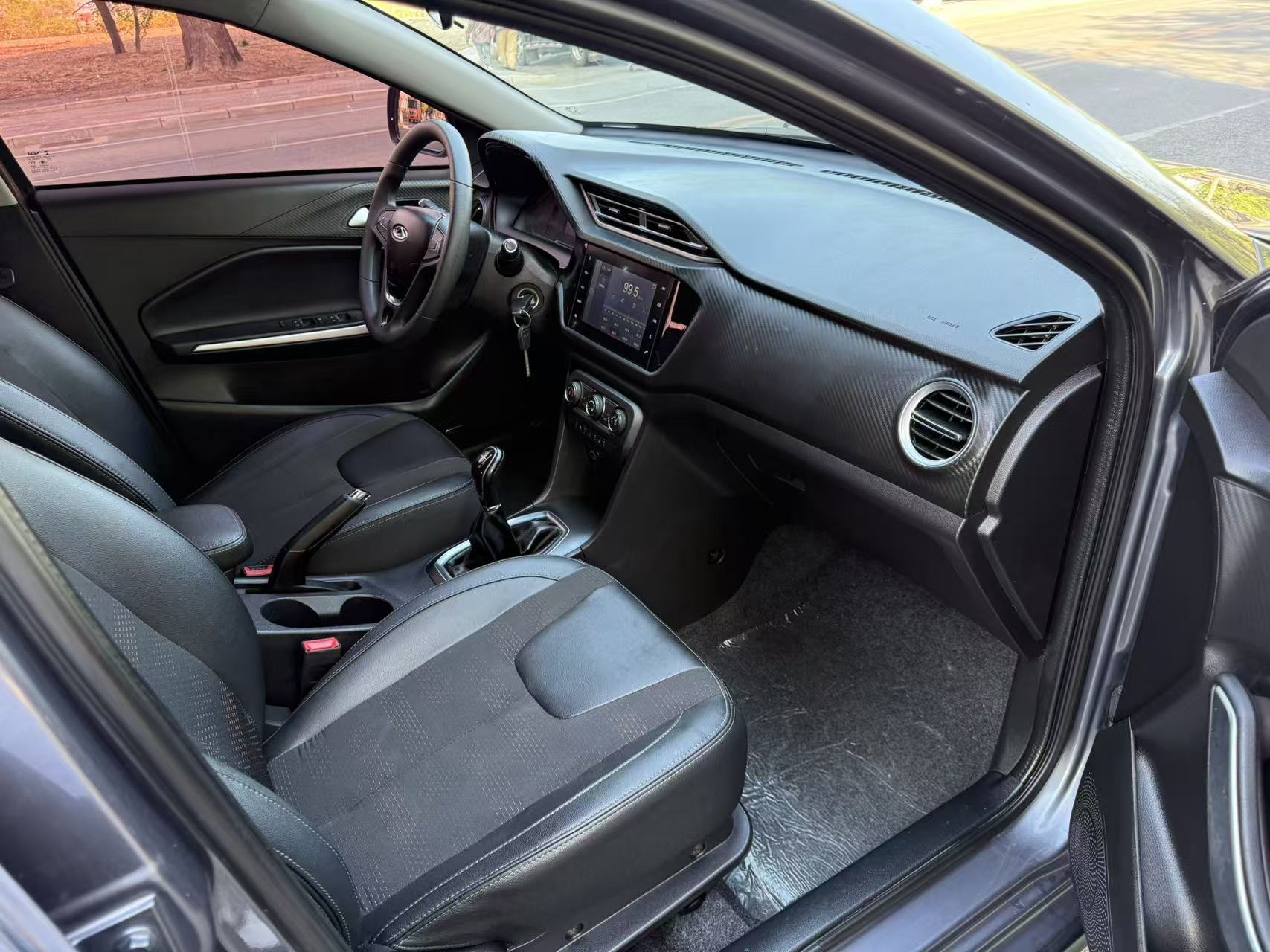 Chery Tiggo 3x 2018 car image #9