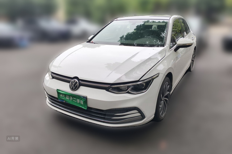 Volkswagen Golf 2021 car image #2