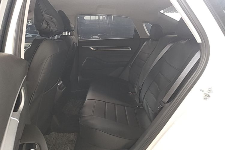GEELY Emgrand 2026 #17 GEELY Emgrand 2026 image de voiture #17